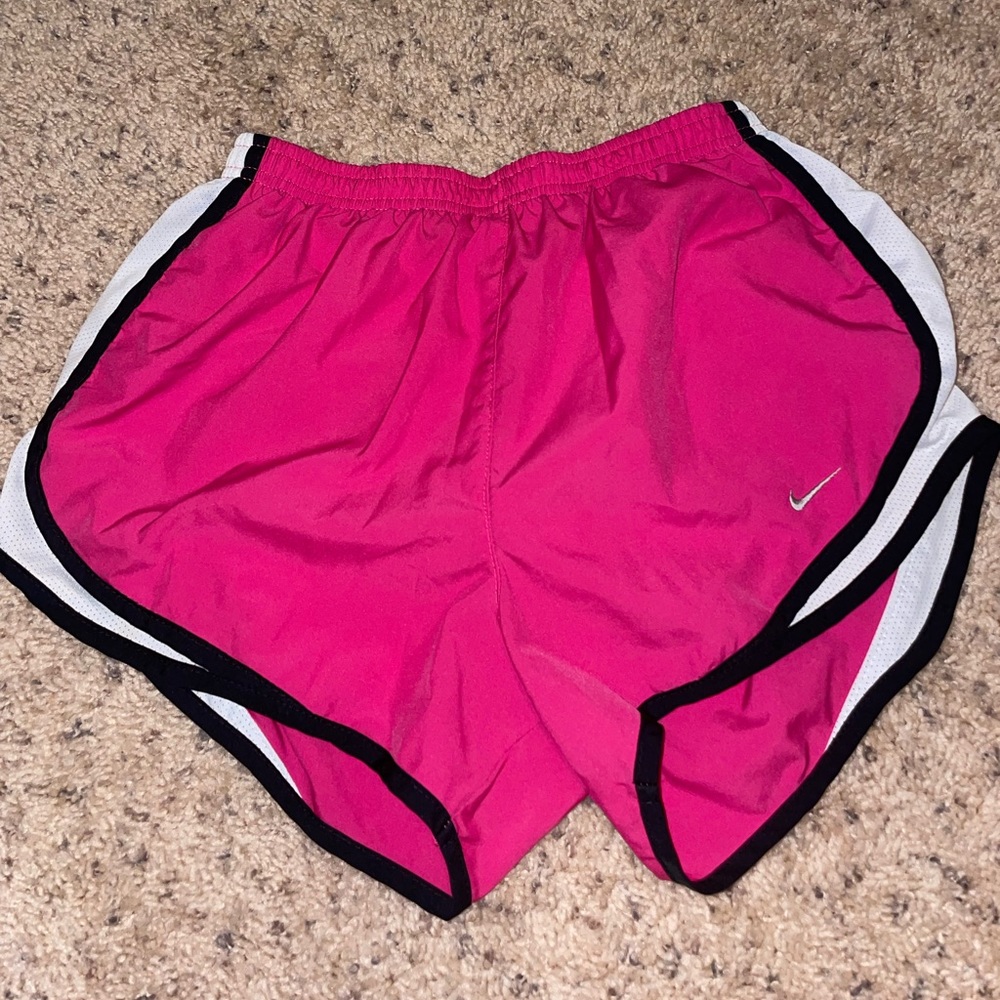 Women’s Nike shorts size small hot pink